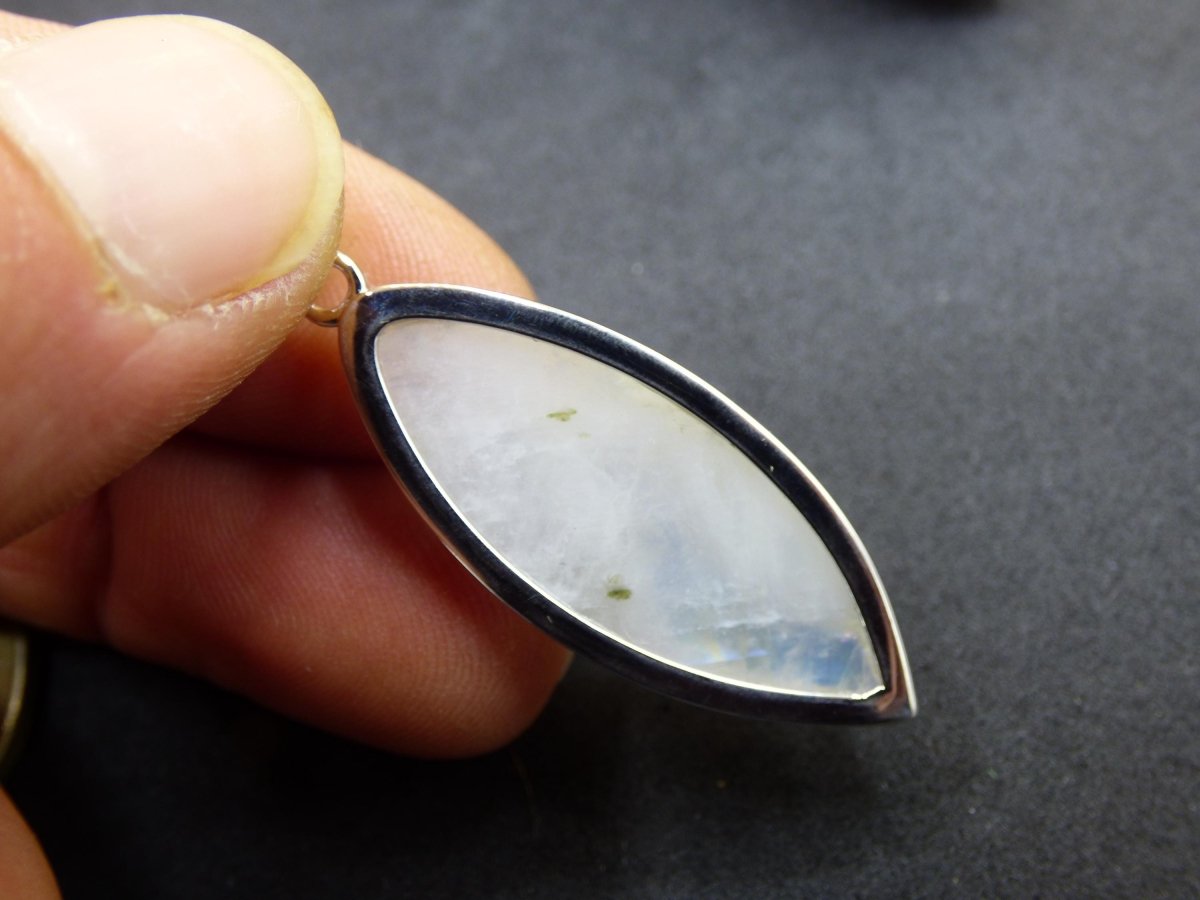 Mondstein - 925 Sterling Silber Edelstein Kette blau Schimmer Unikat Rar Heilstein Natur selten Edel Traum Mann Frau Er Sie Geschenk Freund - Art of Nature Berlin