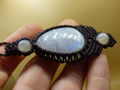 Mondstein / Moonstone ~ Makramee Edelstein Kette ~HIPPIE ~GOA ~Boho ~Ethno ~Nature ~Heilstein ~Opalisierend ~Flash - Art of Nature Berlin