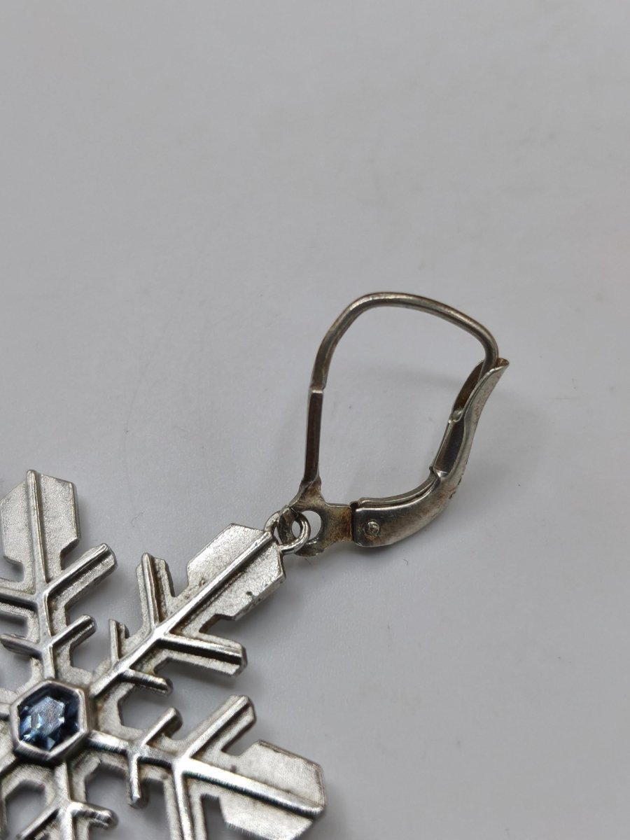 Montana Saphir Vintage Eisblumen Einzelohrring mit Montana Saphir – Schneeflocke 30 × 28 mm – 925 Silber blau Eiskristall Schmuck Braut - Art of Nature Berlin