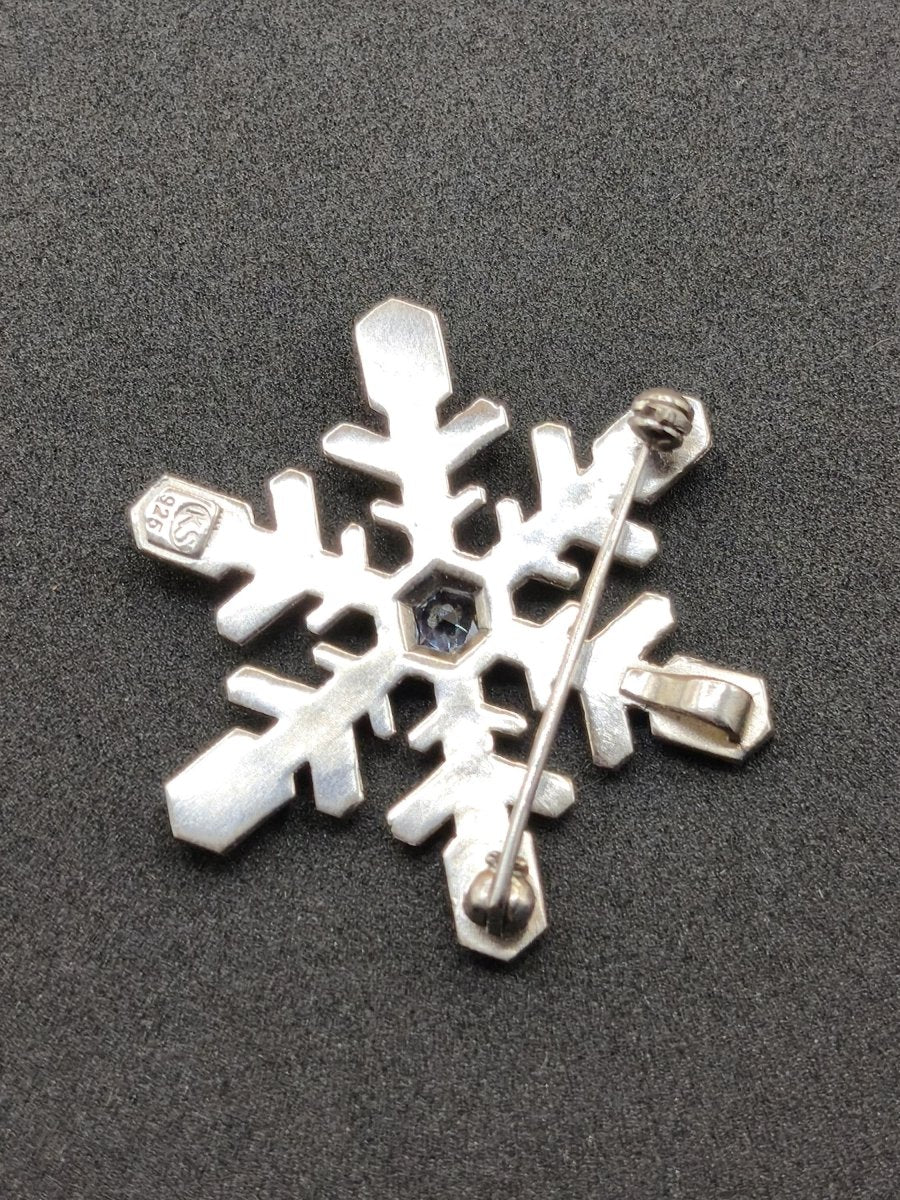 Montana Saphir Vintage Schneeflocken Brosche 925 Silber mit Montana Saphir blau Eiskristall Schmuck Brosche & Anhänger Geometrie Rarität - Art of Nature Berlin
