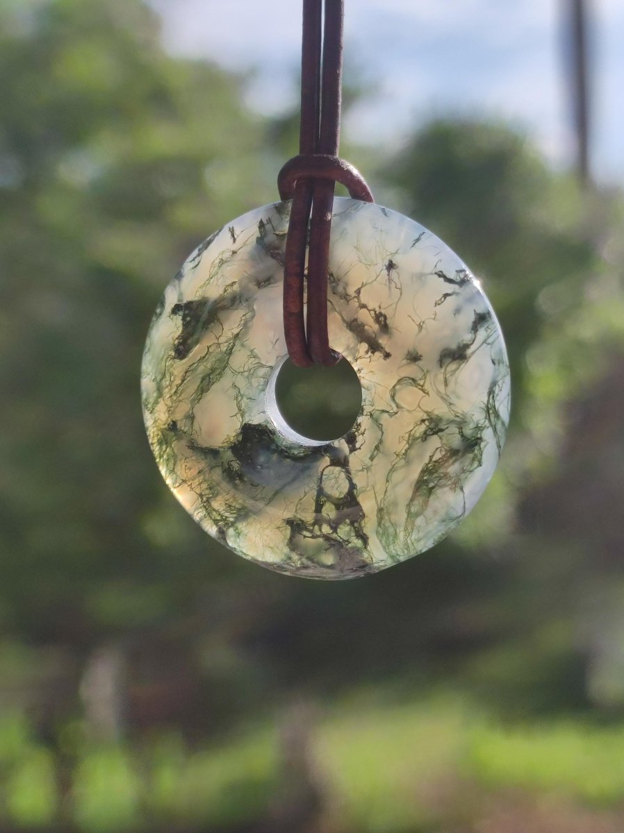 Moosachat 30mm - Edelstein Kette Heilstein Energie Natur Grün transparent Schmuck Anhänger Geschenk Freund Frau Mann Er Sie Mutter Vater - Art of Nature Berlin