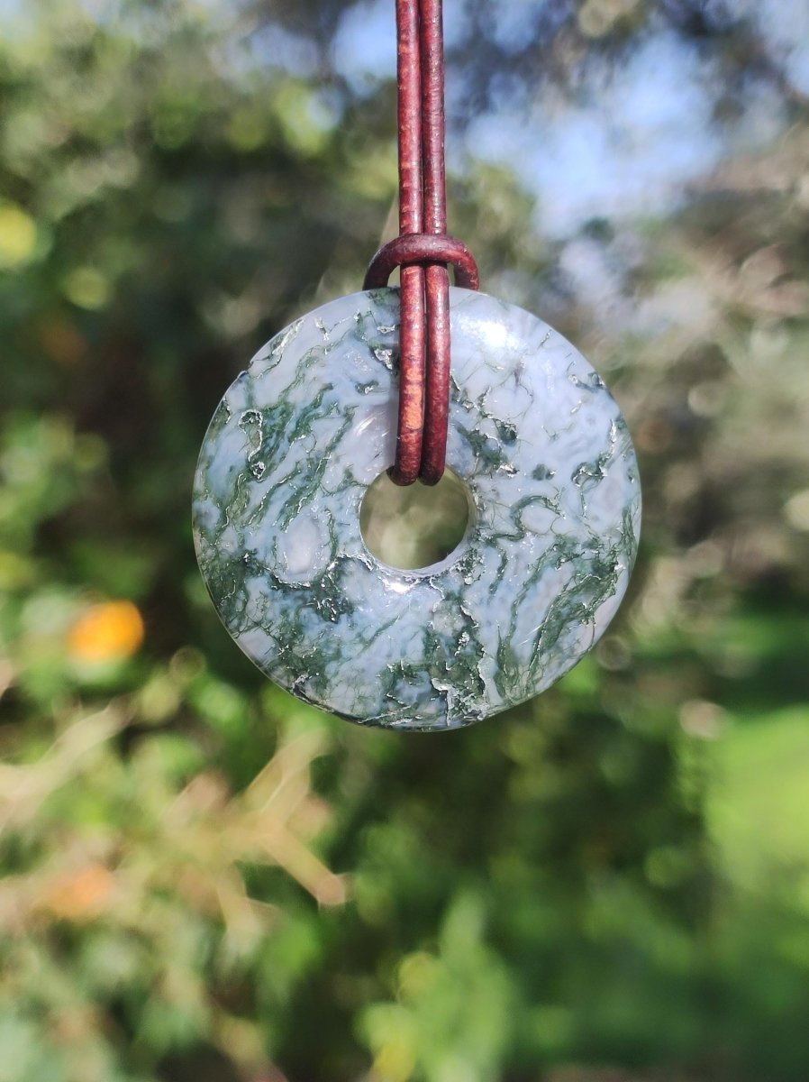 Moosachat 30mm - Edelstein Kette Heilstein Energie Natur Grün transparent Schmuck Anhänger Geschenk Freund Frau Mann Er Sie Mutter Vater - Art of Nature Berlin