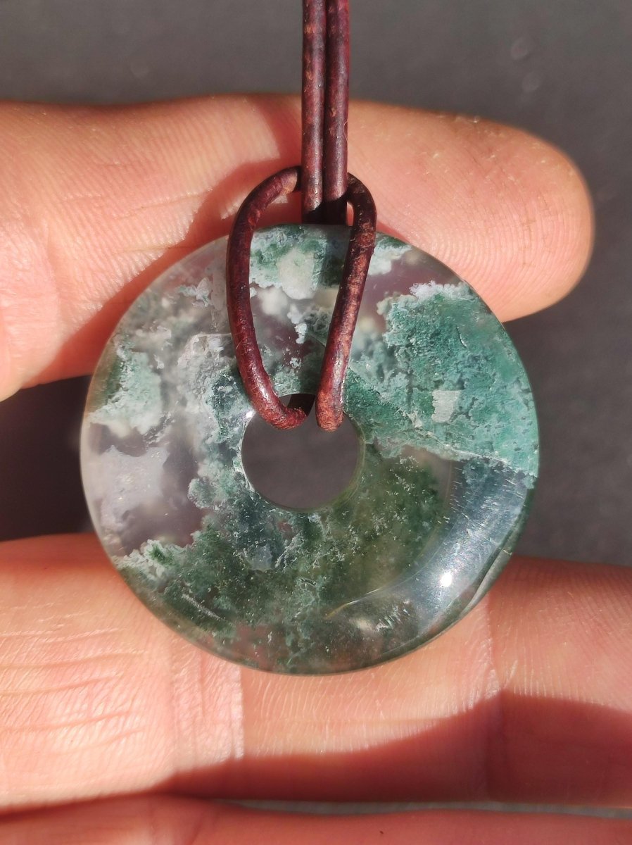 Moosachat 30mm - Edelstein Kette Heilstein Energie Natur Grün transparent Schmuck Anhänger Geschenk Freund Frau Mann Er Sie Mutter Vater - Art of Nature Berlin