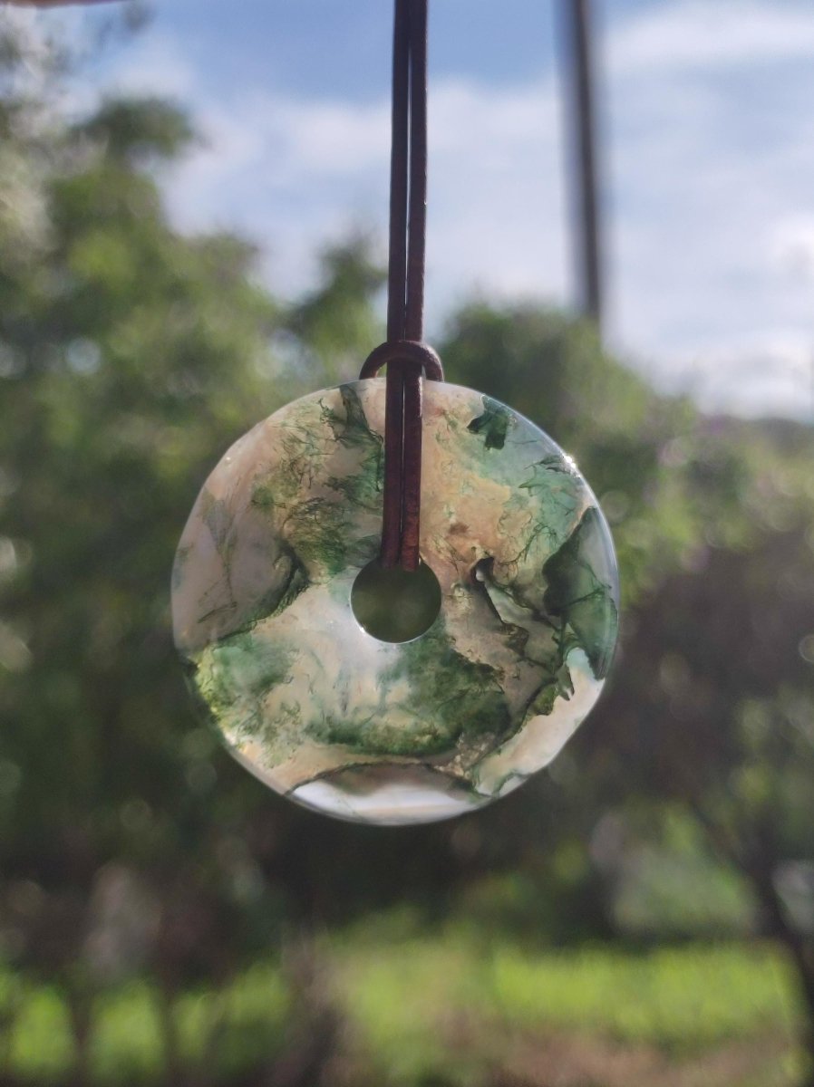 Moosachat 40mm - Edelstein Kette Heilstein Energie Natur Grün transparent Schmuck Anhänger Geschenk Freund Frau Mann Er Sie Mutter Vater - Art of Nature Berlin