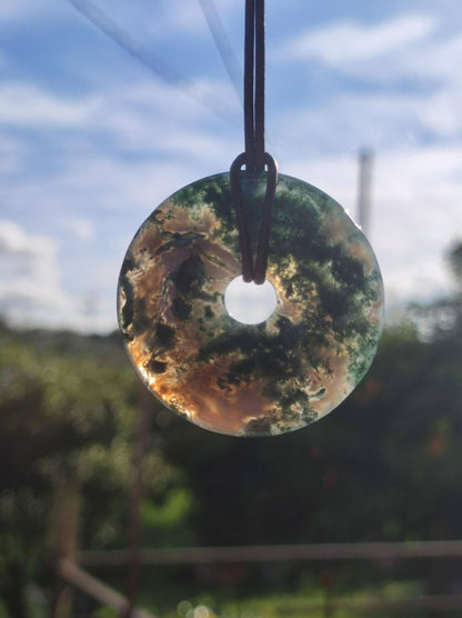 Moosachat 40mm - Edelstein Kette Heilstein Energie Natur Grün transparent Schmuck Anhänger Geschenk Freund Frau Mann Er Sie Mutter Vater - Art of Nature Berlin