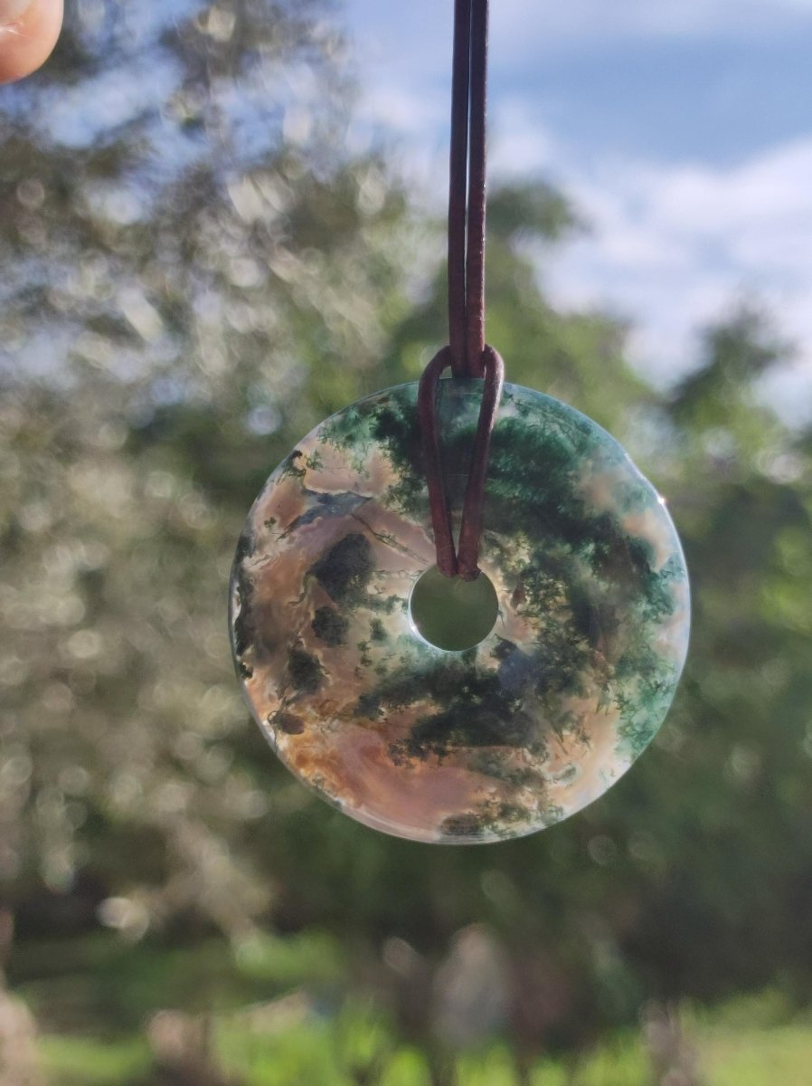 Moosachat 40mm - Edelstein Kette Heilstein Energie Natur Grün transparent Schmuck Anhänger Geschenk Freund Frau Mann Er Sie Mutter Vater - Art of Nature Berlin