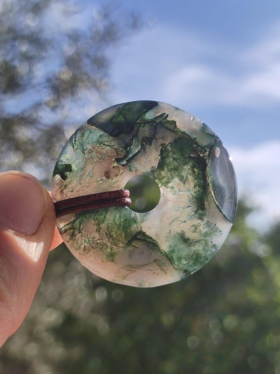 Moosachat 40mm - Edelstein Kette Heilstein Energie Natur Grün transparent Schmuck Anhänger Geschenk Freund Frau Mann Er Sie Mutter Vater - Art of Nature Berlin