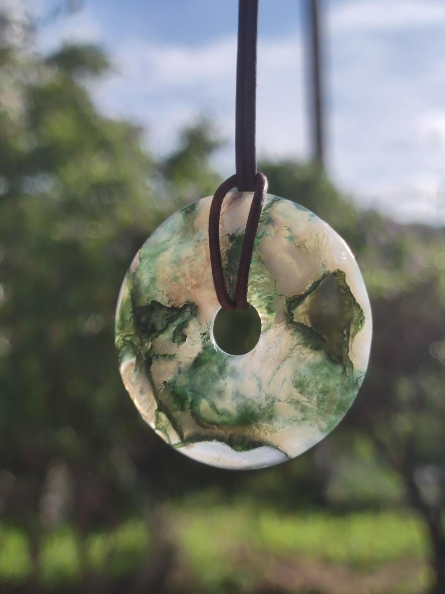 Moosachat 40mm - Edelstein Kette Heilstein Energie Natur Grün transparent Schmuck Anhänger Geschenk Freund Frau Mann Er Sie Mutter Vater - Art of Nature Berlin