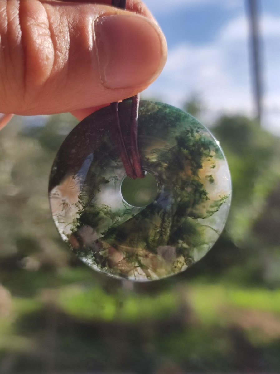 Moosachat 40mm - Edelstein Kette Heilstein Energie Natur Grün transparent Schmuck Anhänger Geschenk Freund Frau Mann Er Sie Mutter Vater - Art of Nature Berlin