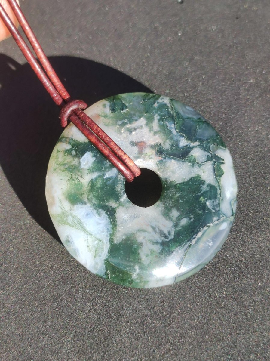 Moosachat 40mm - Edelstein Kette Heilstein Energie Natur Grün transparent Schmuck Anhänger Geschenk Freund Frau Mann Er Sie Mutter Vater - Art of Nature Berlin