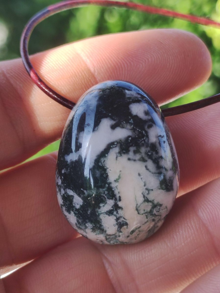 Moosachat - Edelstein Kette grün rund Heilstein Energie Natur Grün klar Schmuck Anhänger Natur Echt Geschenk Freund Frau Mann Er Sie Mutter - Art of Nature Berlin