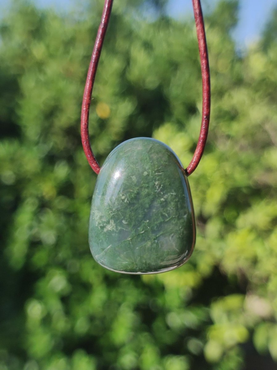 Moosachat - Edelstein Kette grün rund Heilstein Energie Natur Grün klar Schmuck Anhänger Natur Echt Geschenk Freund Frau Mann Er Sie Mutter - Art of Nature Berlin