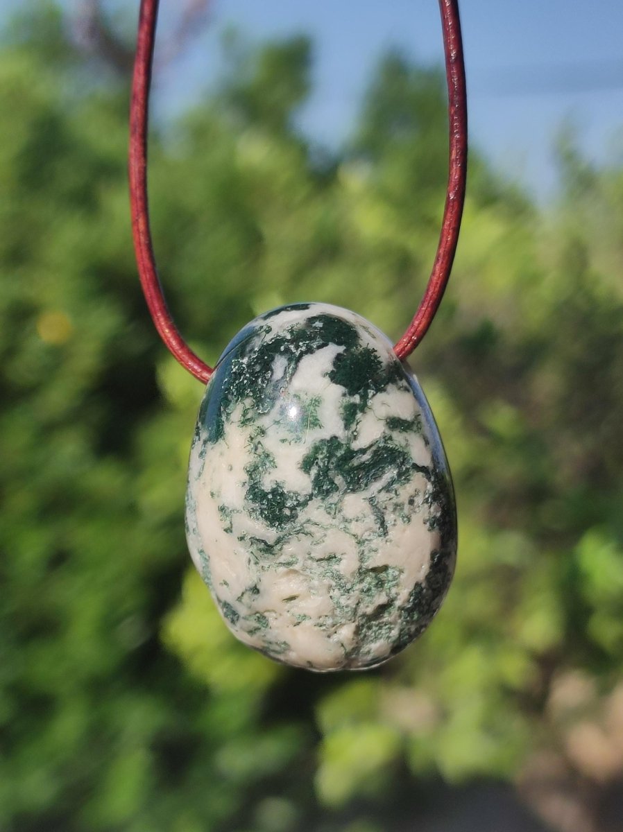 Moosachat - Edelstein Kette grün rund Heilstein Energie Natur Grün klar Schmuck Anhänger Natur Echt Geschenk Freund Frau Mann Er Sie Mutter - Art of Nature Berlin
