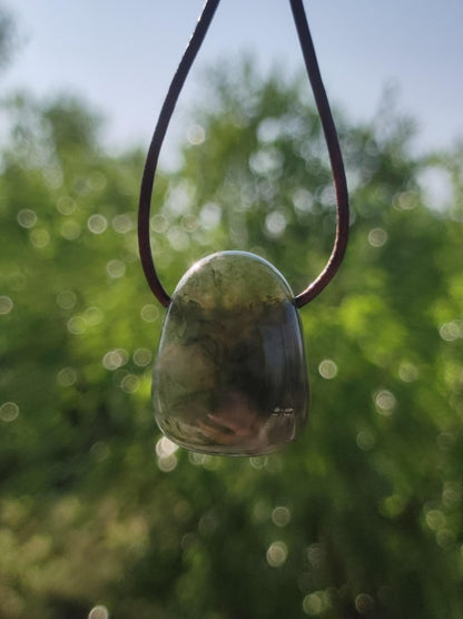 Moosachat - Edelstein Kette grün rund Heilstein Energie Natur Grün klar Schmuck Anhänger Natur Echt Geschenk Freund Frau Mann Er Sie Mutter - Art of Nature Berlin