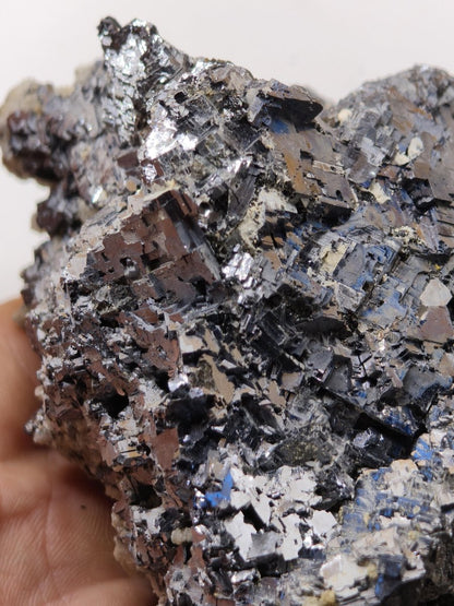 Museumsstück Bleiglanz Galenit & Calcit – Würfelkristalle – Madan, Bulgarien – 689 g große Mehrmineral Stufe Kristall Sammler Mineralien - Art of Nature Berlin
