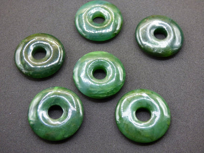 Nephrit Jade ~ Edelstein Kette Donut grün Natur Heilstein Schutzsymbol Mann Frau Er Sie Glück HIPPIE GOA Boho Tibet Ethno Rarität Geschenk - Art of Nature Berlin