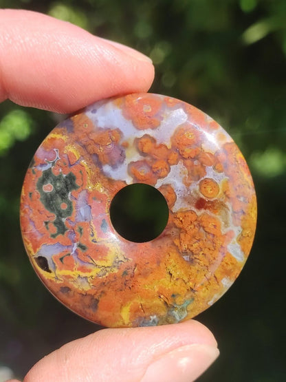 Ocean Jaspis bunt ~ Edelstein Kette Donut 40mm Ozean Natur Heilstein Rarität Kristalle Schmuck Anhänger Geschenk Er Sie Frau Mann Rarität - Art of Nature Berlin