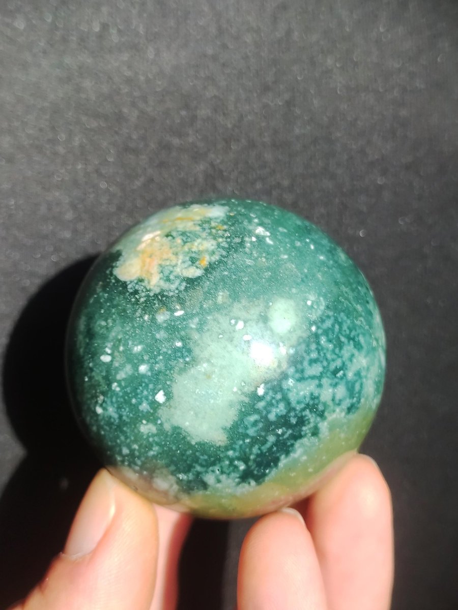 Ocean Jaspis - Edelstein Kugel Natur Heilstein Deko Kristall Geschenk Er Sie Mann Frau Haus Wohnung Energie Kraft Grün bunt Rarität - Art of Nature Berlin