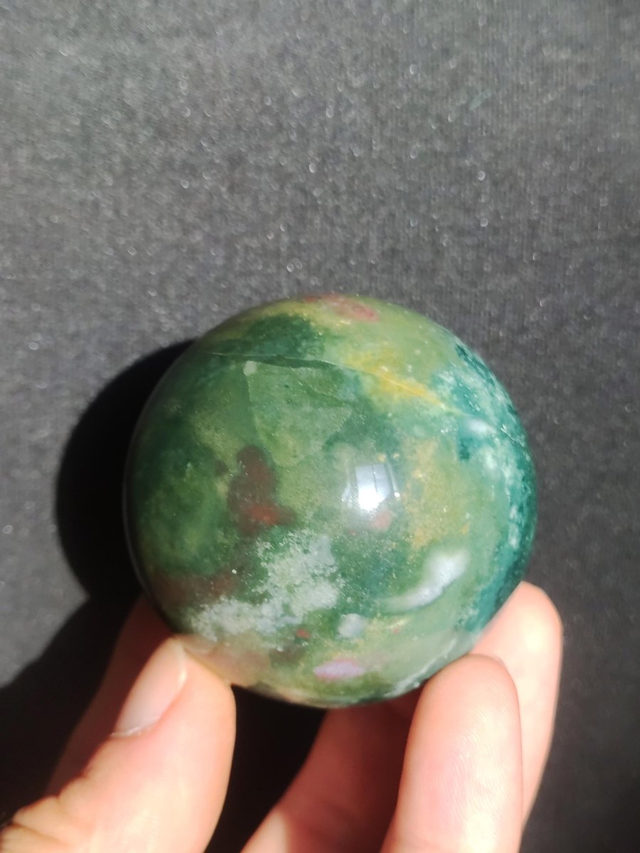 Ocean Jaspis - Edelstein Kugel Natur Heilstein Deko Kristall Geschenk Er Sie Mann Frau Haus Wohnung Energie Kraft Grün bunt Rarität - Art of Nature Berlin