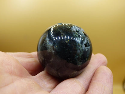 Ocean Jaspis grün - Edelstein Kugel Natur Heilstein Deko Kristall Geschenk Er Sie Mann Frau Haus Wohnung Energie Selten - Art of Nature Berlin