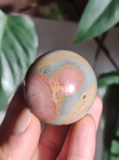 Ocean Jaspis ~ Magische Edelstein Kugel Natur Heilstein Deko Sphere Kristall Geschenk Er Sie Haus Wohnung Energie Kraft Meditation - Art of Nature Berlin