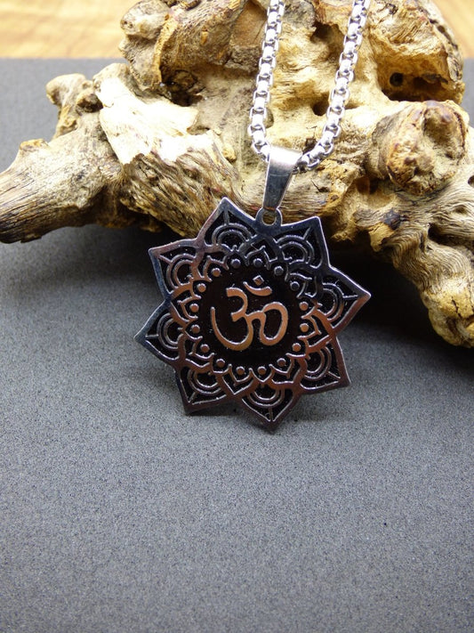 OM/Aum ॐ Mandala Boho Stern Amulet Kette 304 Edelstahl ~Tibet ~HIPPIE ~GOA ~Tibet ~Ethno ~Nature ~Esoterik ~Ethnic ~Indian - Art of Nature Berlin