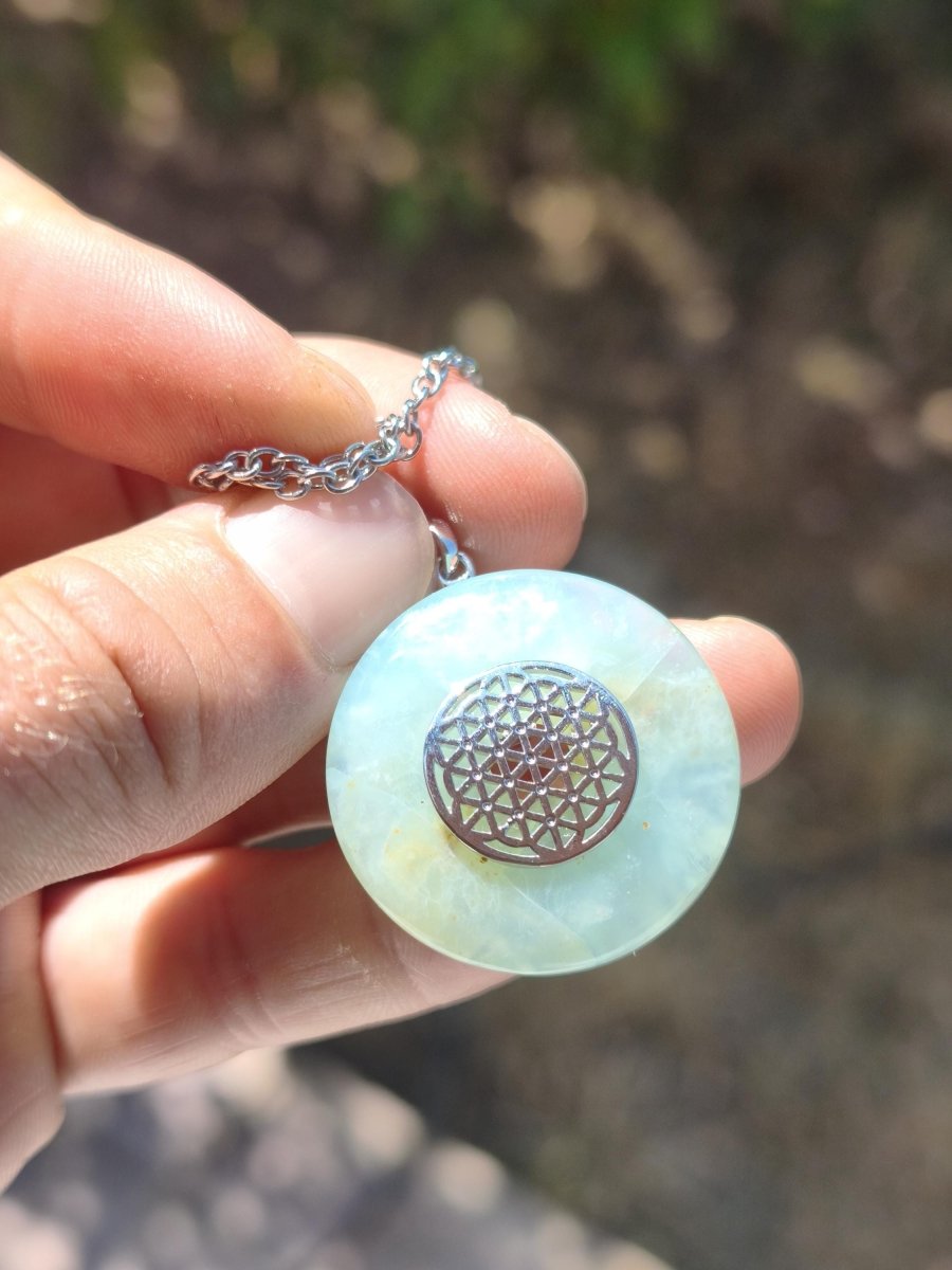 Opal Andenopal blau ~ Messing Halter Silber Edelstein Kette Natur Donut Schutzsymbol Heilstein Chakra Sammler Mineral Rarität Mann Frau - Art of Nature Berlin