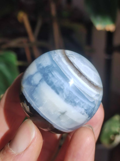 Opal "Blue Owyhee"~ Magische Edelstein Kugel Deko selten Massage Sphere Crystal Spielkugel Meditation GOA Ethno Heilstein Naturschatz Haus - Art of Nature Berlin