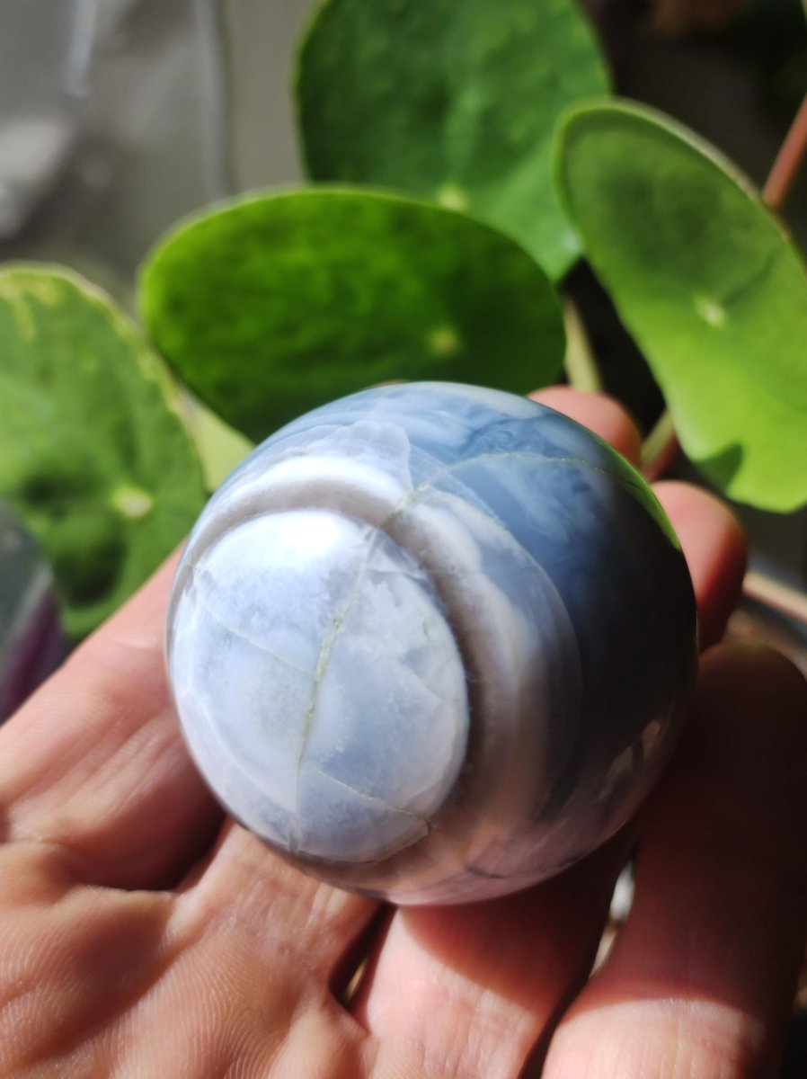 Opal "Blue Owyhee"~ Magische Edelstein Kugel Deko selten Massage Sphere Crystal Spielkugel Meditation GOA Ethno Heilstein Naturschatz Haus - Art of Nature Berlin