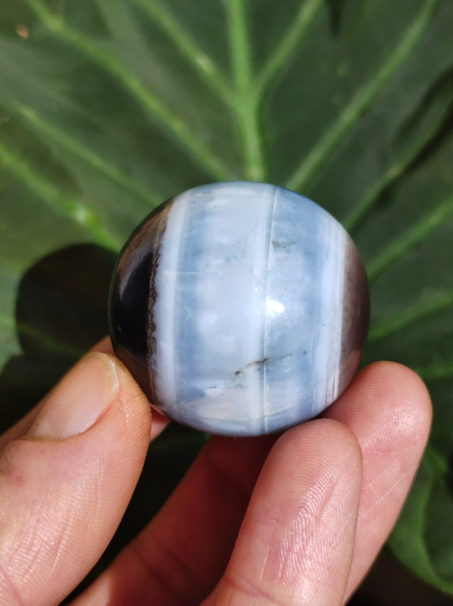 Opal "Blue Owyhee"~ Magische Edelstein Kugel Deko selten Massage Sphere Crystal Spielkugel Meditation GOA Ethno Heilstein Naturschatz Haus - Art of Nature Berlin