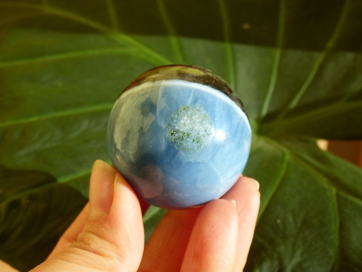 Opal "Blue Owyhee"~ Magische Edelstein Kugel Deko selten Massage Sphere Crystal Spielkugel Meditation GOA Ethno Heilstein Naturschatz Haus - Art of Nature Berlin