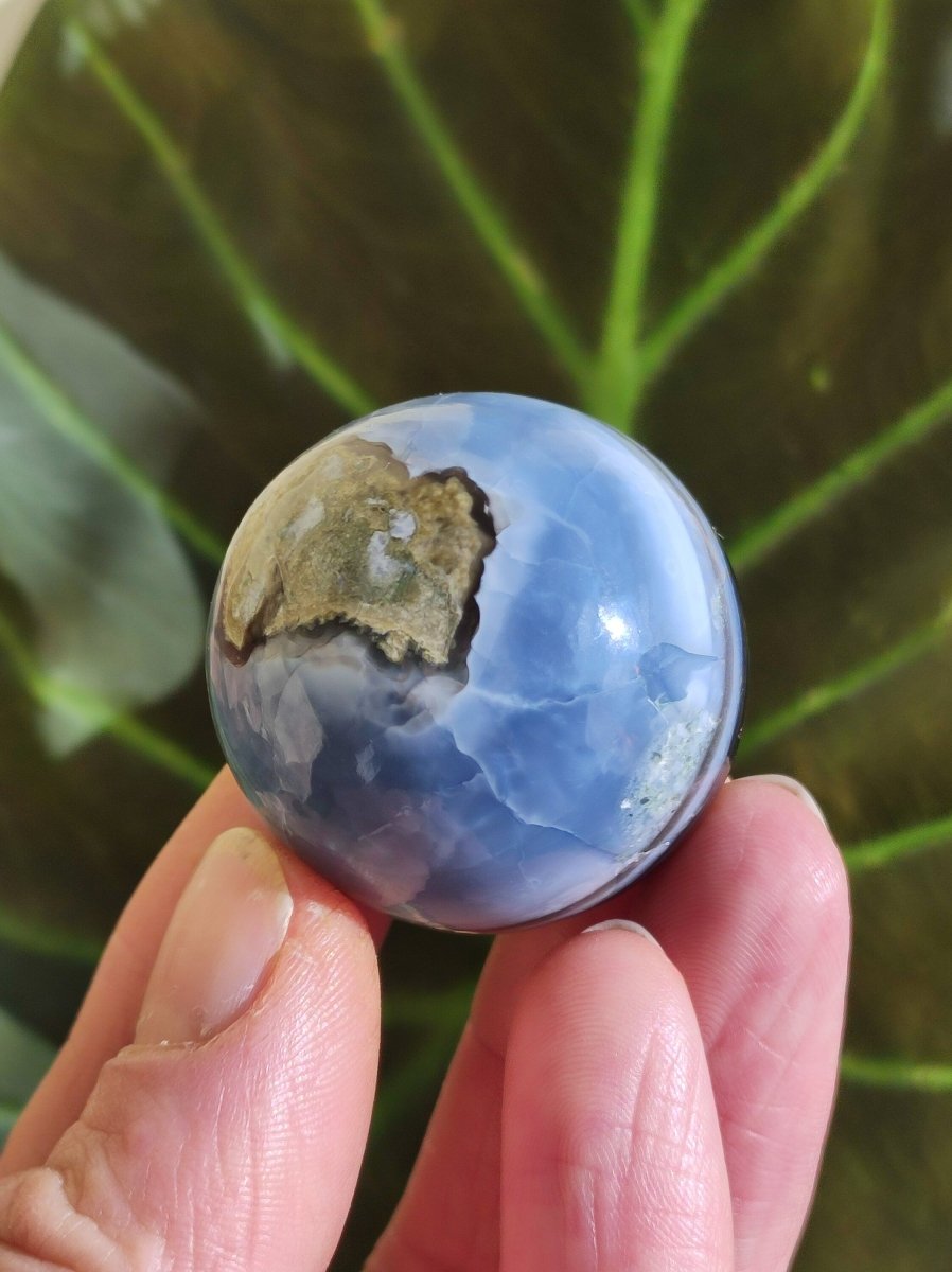 Opal "Blue Owyhee"~ Magische Edelstein Kugel Deko selten Massage Sphere Crystal Spielkugel Meditation GOA Ethno Heilstein Naturschatz Haus - Art of Nature Berlin