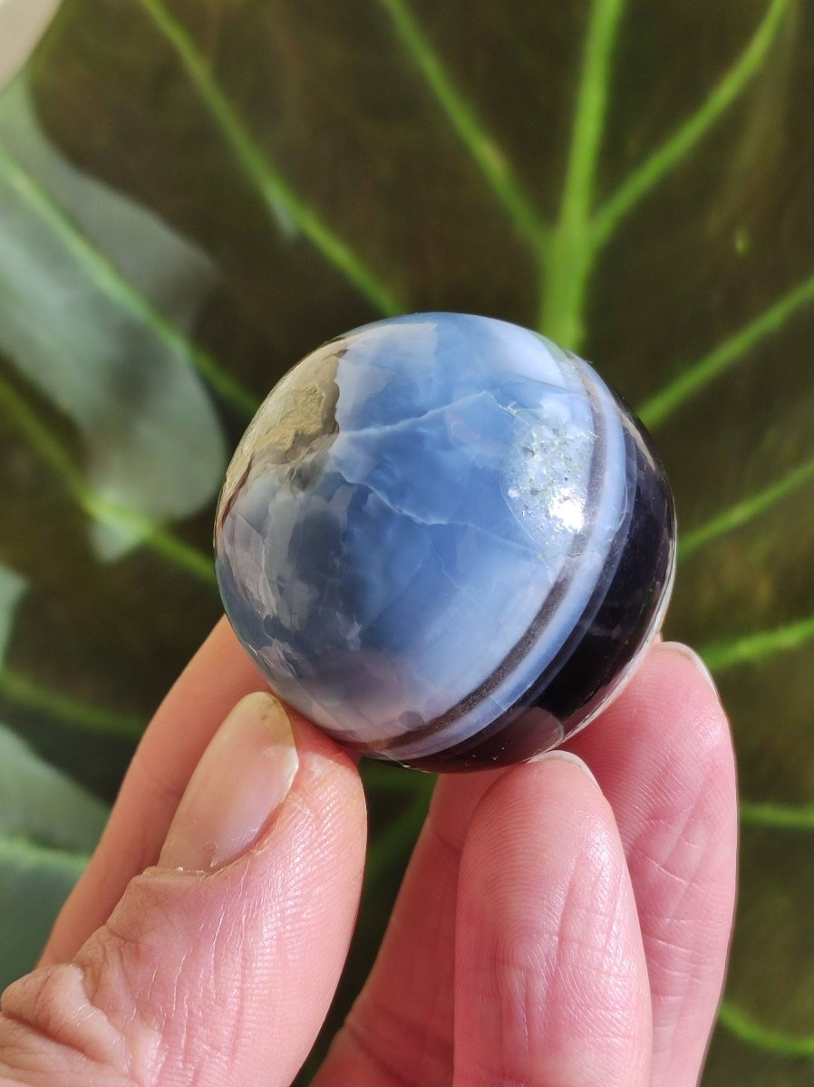 Opal "Blue Owyhee"~ Magische Edelstein Kugel Deko selten Massage Sphere Crystal Spielkugel Meditation GOA Ethno Heilstein Naturschatz Haus - Art of Nature Berlin