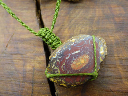 Opal Yowah/Karoit Nuss ~ Makramee Edelstein Kette ~HIPPIE ~GOA ~Boho ~Ethno ~Nature ~Heilstein ~Boulderopal ~Auge - Art of Nature Berlin