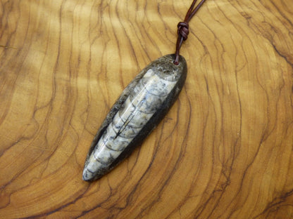 Orthoceras Fossil ~ Edelstein Kette ~HIPPIE ~GOA ~Boho ~Ethno ~Nature ~Heilstein - Art of Nature Berlin