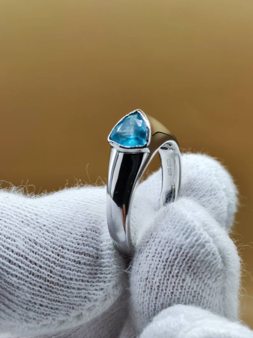 Paraiba Apatit - Ring - 925 Silber Größe 18 (56) - Edelstein Heilstein Edel Energie Kraft Schmuck Hochwertig blau - Art of Nature Berlin