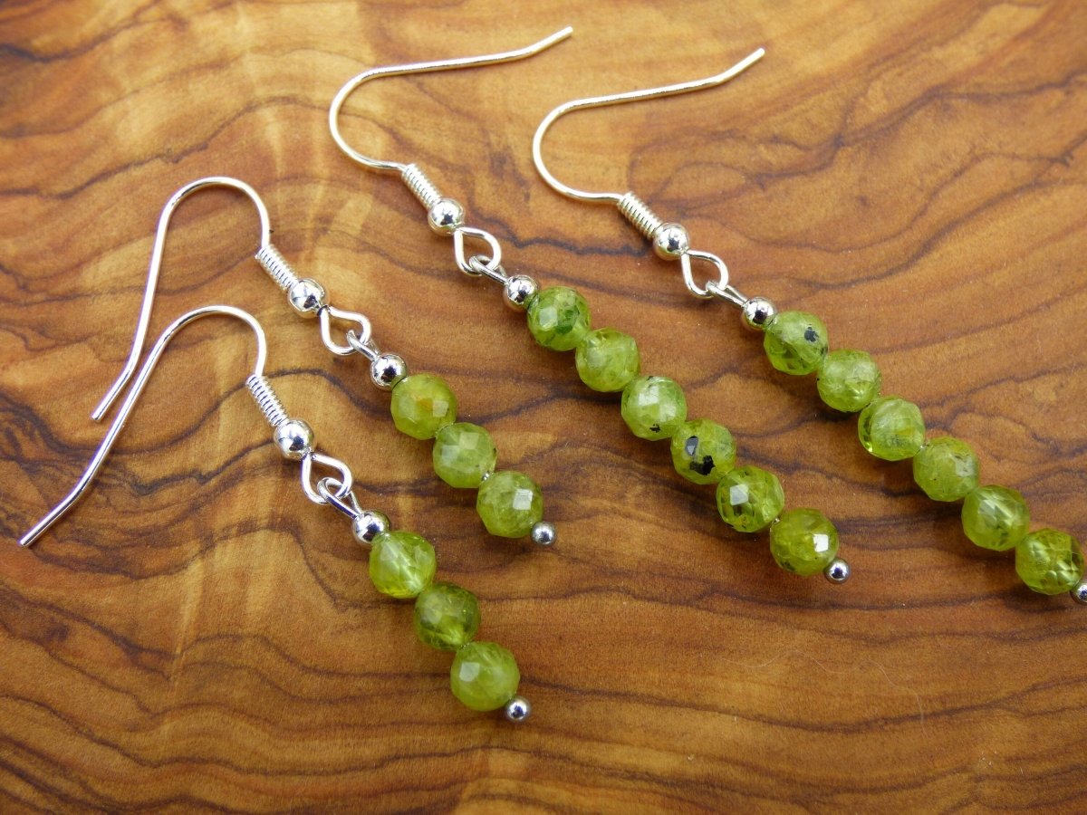 Peridot ~ Edelstein Ohrringe facettiert ~GOA ~Hippie ~Boho ~Ethno ~Nature ~Heilstein ~Natur ~Ohrhänger ~Edelstahl ~Rarität - Art of Nature Berlin