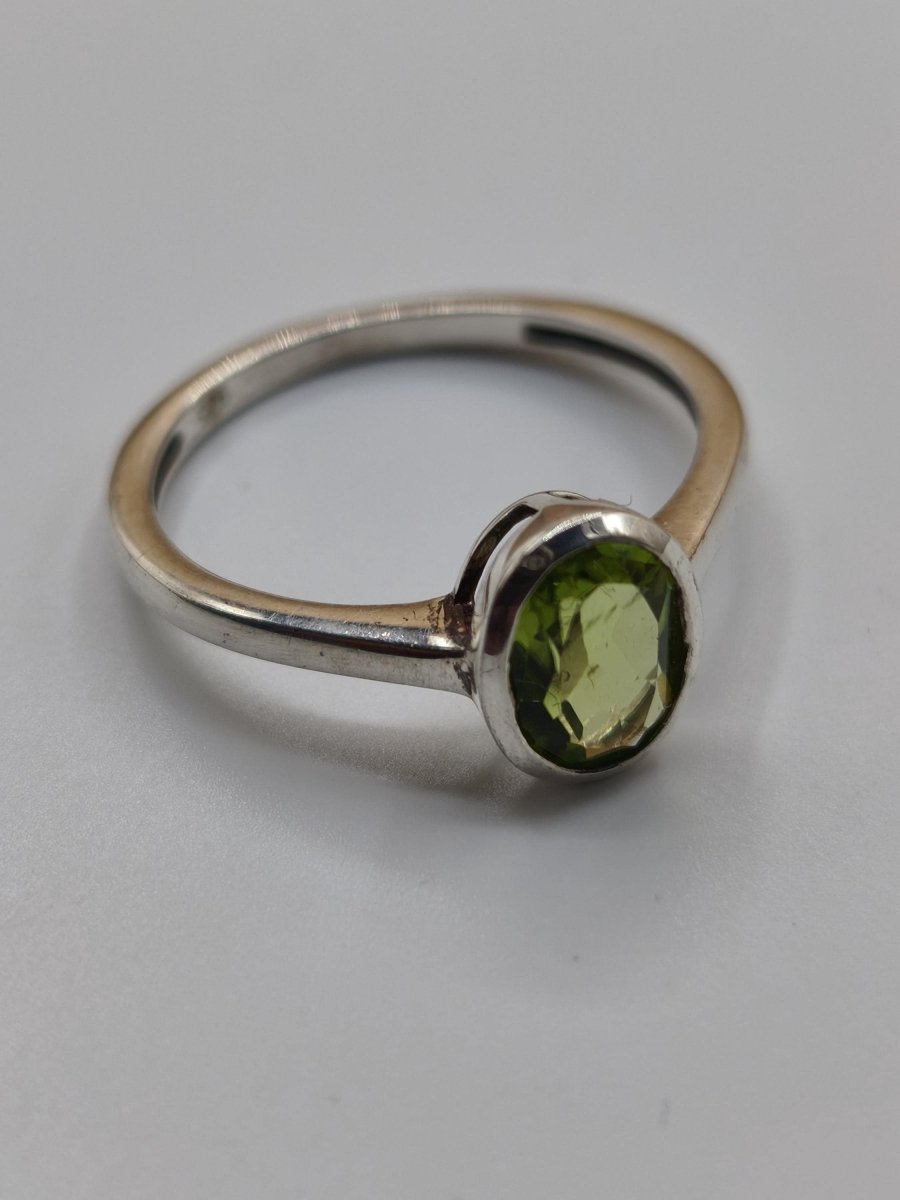 Peridot - Ring - 925 Silber Größe 17 (53) - Edelstein Heilstein Edel Energie Kraft Schmuck Hochwertig Rarität Selten Geschenk Frau - Art of Nature Berlin