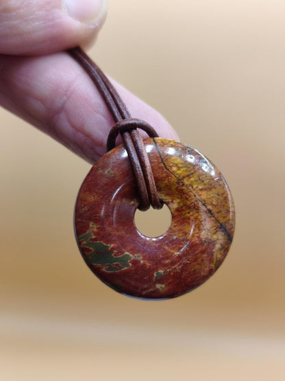 Picasso Jaspis 30mm Donut Edelstein Kette HIPPIE GOA Boho Ethno Nature Donut Schutzsymbol Heilstein Sammler Unikat Mann Frau Er Sie Geschenk - Art of Nature Berlin
