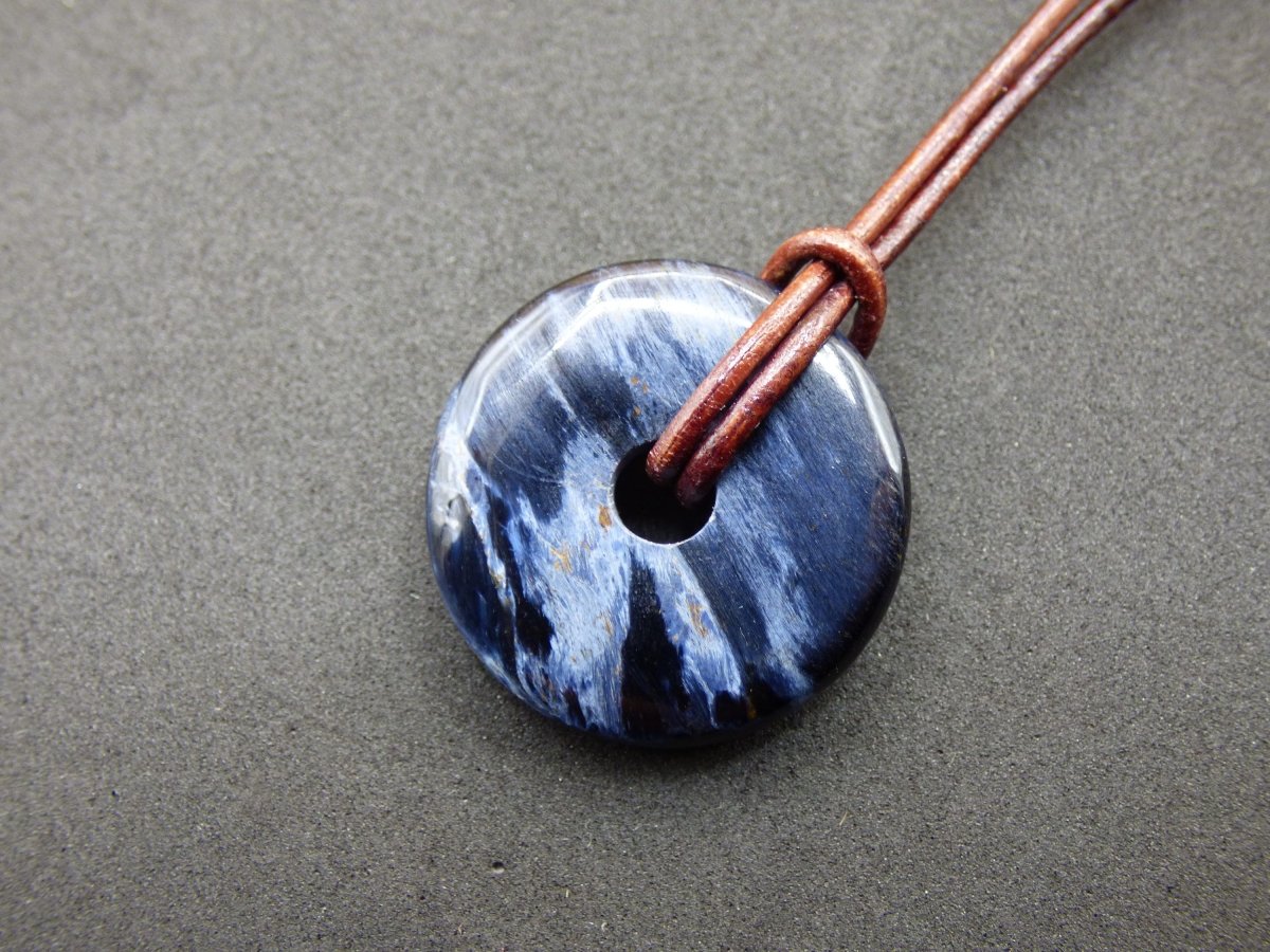 Pietersite blau ~ Donut Edelstein Kette Natur Rarität selten Schutzsymbol Heilstein Kristall HIPPIE Boho Ethno Mann Frau Geschenk Er Sie - Art of Nature Berlin