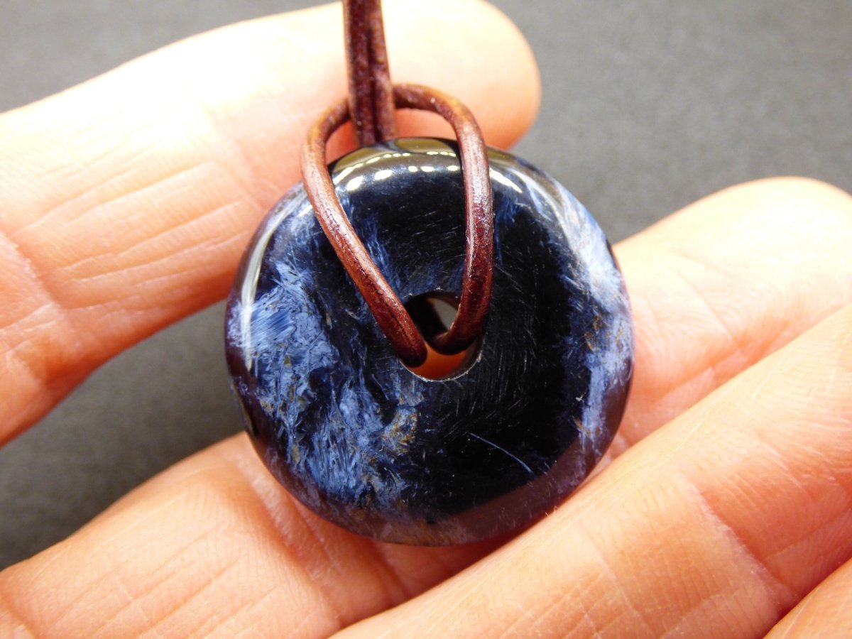 Pietersite blau ~ Donut Edelstein Kette Natur Rarität selten Schutzsymbol Heilstein Kristall HIPPIE Boho Ethno Mann Frau Geschenk Er Sie - Art of Nature Berlin