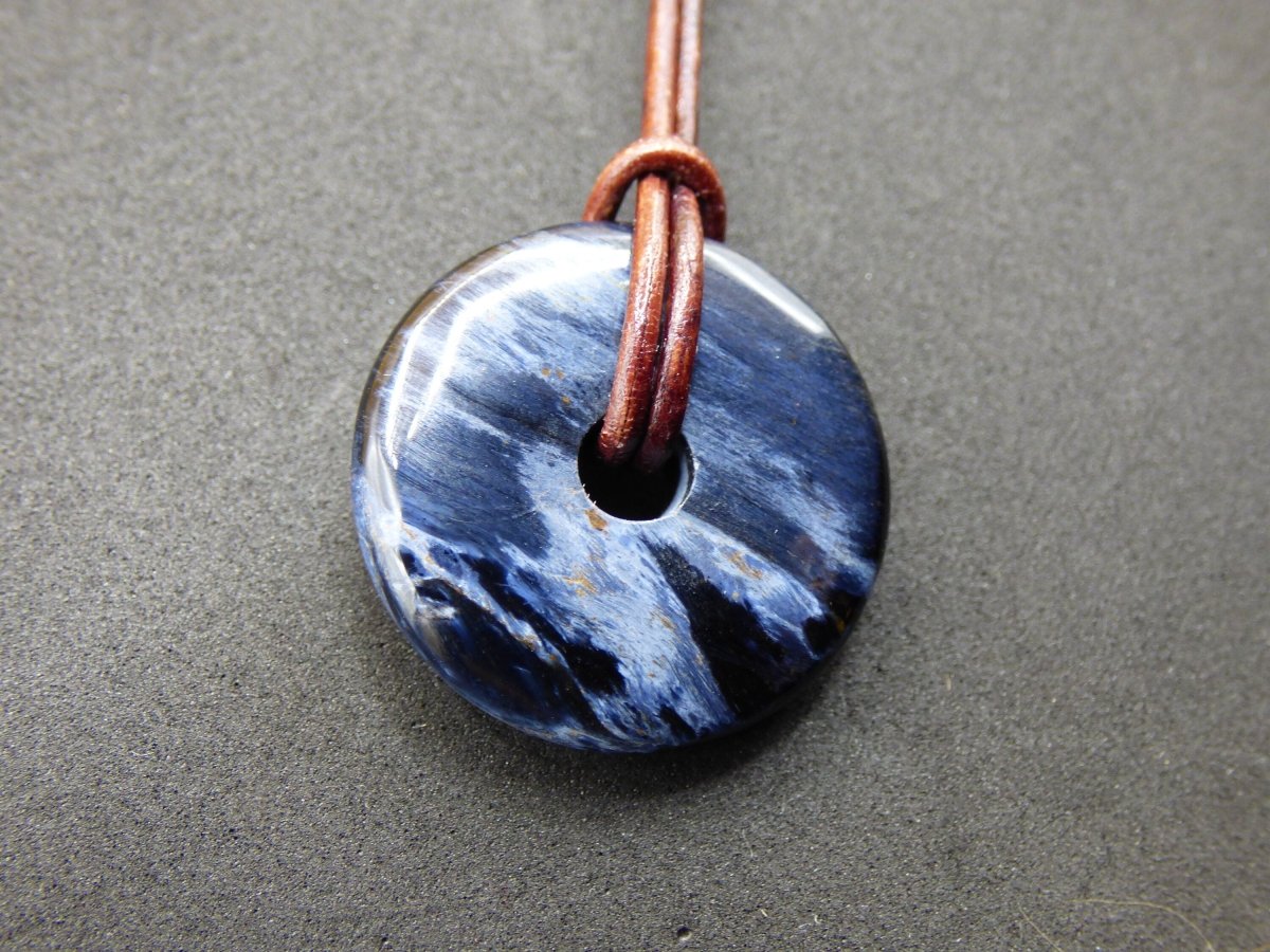 Pietersite blau ~ Donut Edelstein Kette Natur Rarität selten Schutzsymbol Heilstein Kristall HIPPIE Boho Ethno Mann Frau Geschenk Er Sie - Art of Nature Berlin