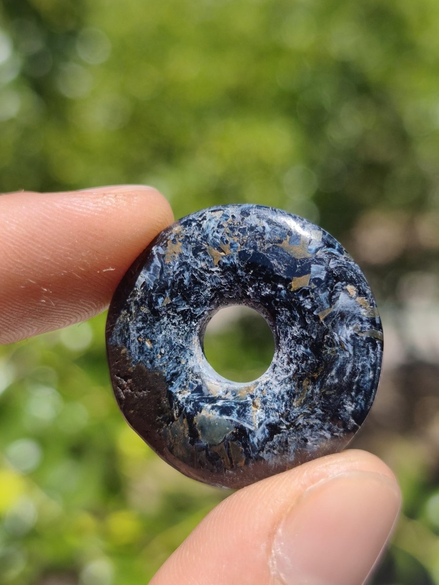 Pietersite blau - Edelstein Donut Kette Rarität selten Schutzsymbol Heilstein Kristall HIPPIE Boho Tibet Ethno Mann Frau Geschenk Er Sie - Art of Nature Berlin