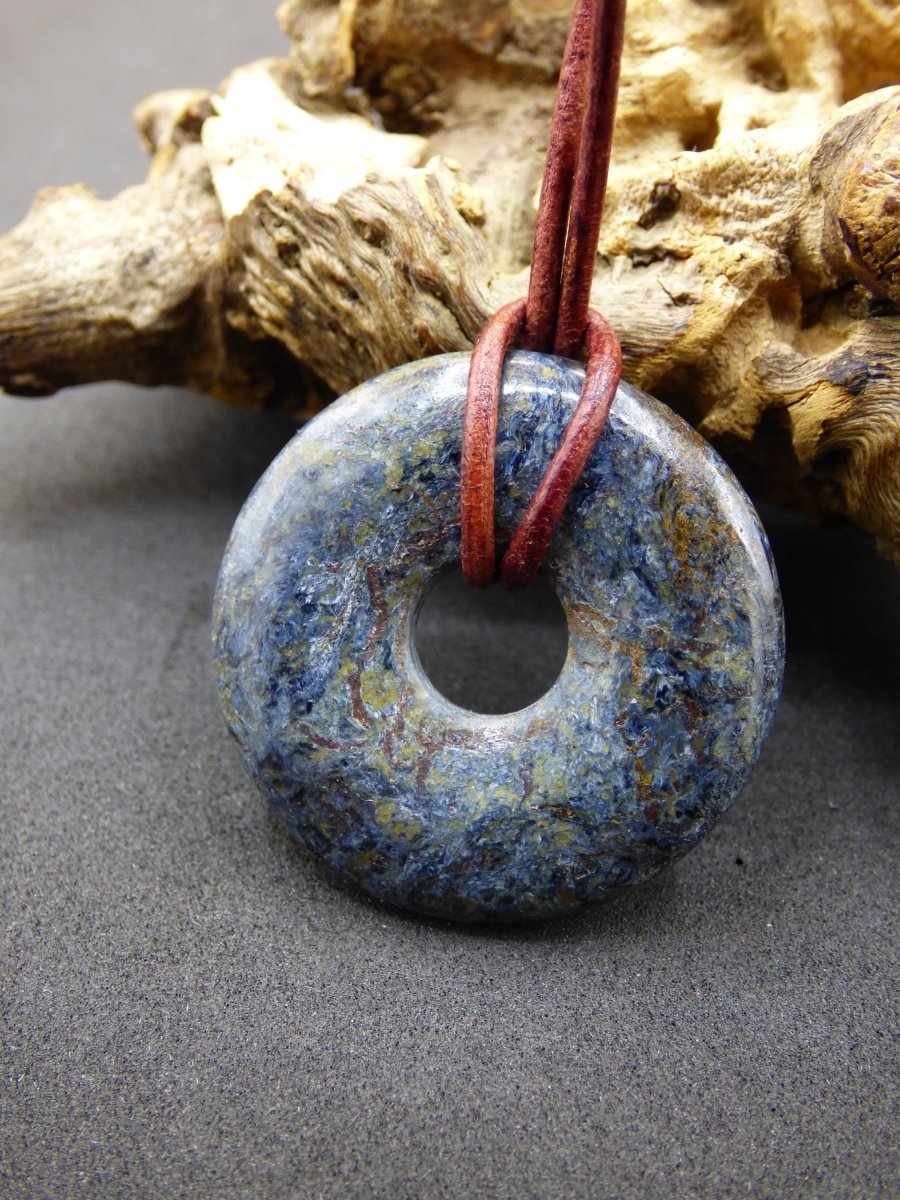 Pietersite blau - Edelstein Donut Kette Rarität selten Schutzsymbol Heilstein Kristall HIPPIE Boho Tibet Ethno Mann Frau Geschenk Er Sie - Art of Nature Berlin
