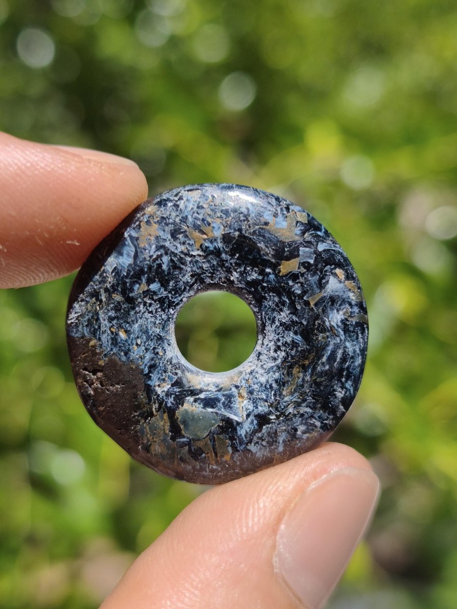 Pietersite blau - Edelstein Donut Kette Rarität selten Schutzsymbol Heilstein Kristall HIPPIE Boho Tibet Ethno Mann Frau Geschenk Er Sie - Art of Nature Berlin
