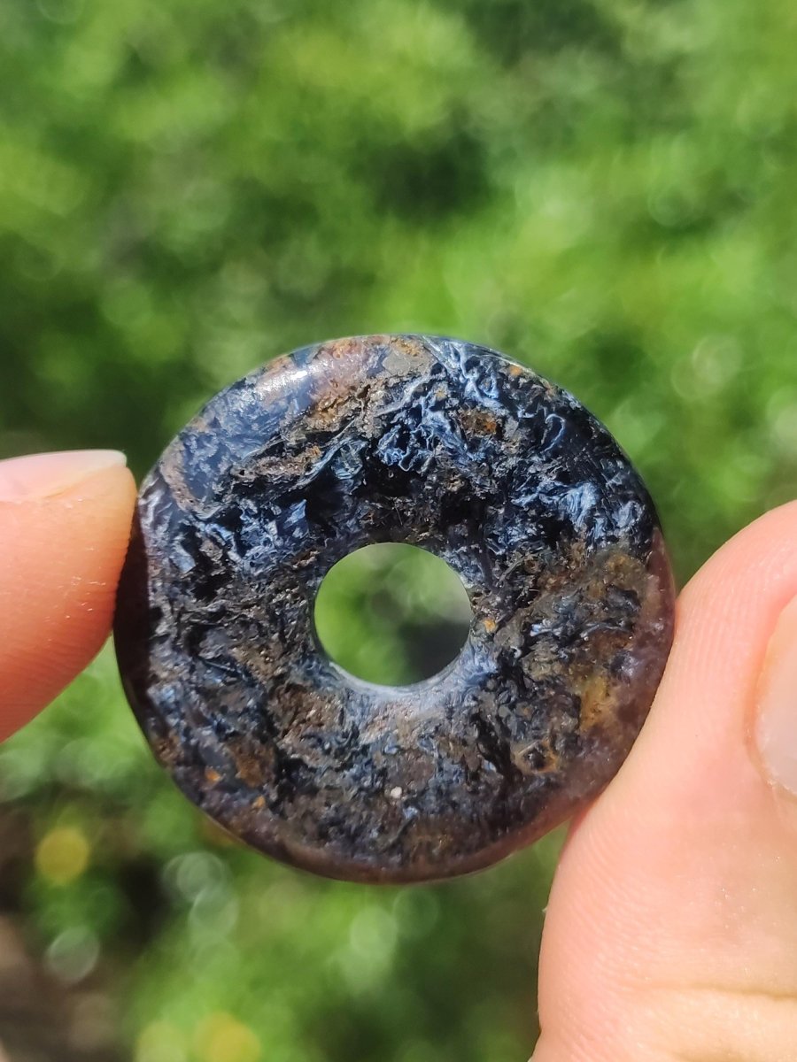 Pietersite blau - Edelstein Donut Kette Rarität selten Schutzsymbol Heilstein Kristall HIPPIE Boho Tibet Ethno Mann Frau Geschenk Er Sie - Art of Nature Berlin