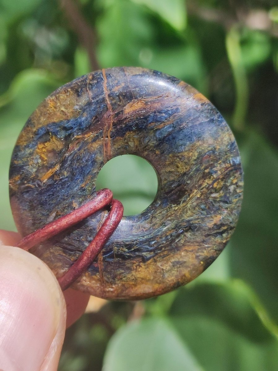 Pietersite blau - Edelstein Donut Kette Rarität selten Schutzsymbol Heilstein Kristall HIPPIE Boho Tibet Ethno Mann Frau Geschenk Er Sie - Art of Nature Berlin