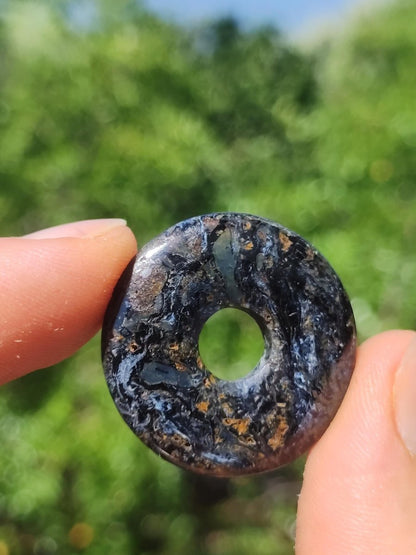 Pietersite blau - Edelstein Donut Kette Rarität selten Schutzsymbol Heilstein Kristall HIPPIE Boho Tibet Ethno Mann Frau Geschenk Er Sie - Art of Nature Berlin