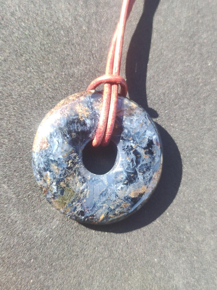 Pietersite blau - Edelstein Donut Kette Rarität selten Schutzsymbol Heilstein Kristall HIPPIE Boho Tibet Ethno Mann Frau Geschenk Er Sie - Art of Nature Berlin