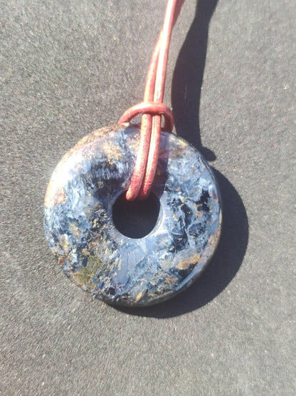 Pietersite blau - Edelstein Donut Kette Rarität selten Schutzsymbol Heilstein Kristall HIPPIE Boho Tibet Ethno Mann Frau Geschenk Er Sie - Art of Nature Berlin